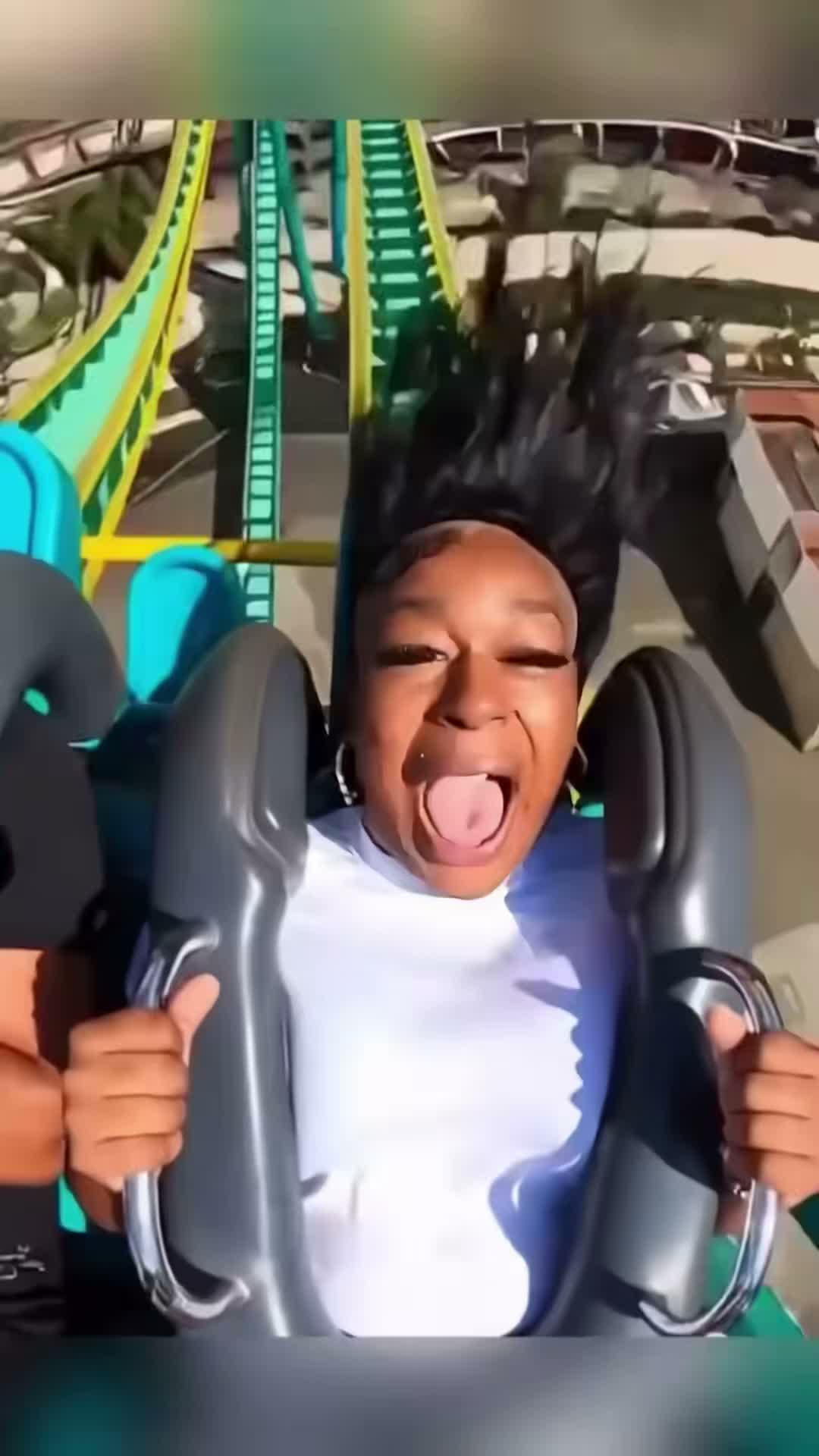7662627663894400270